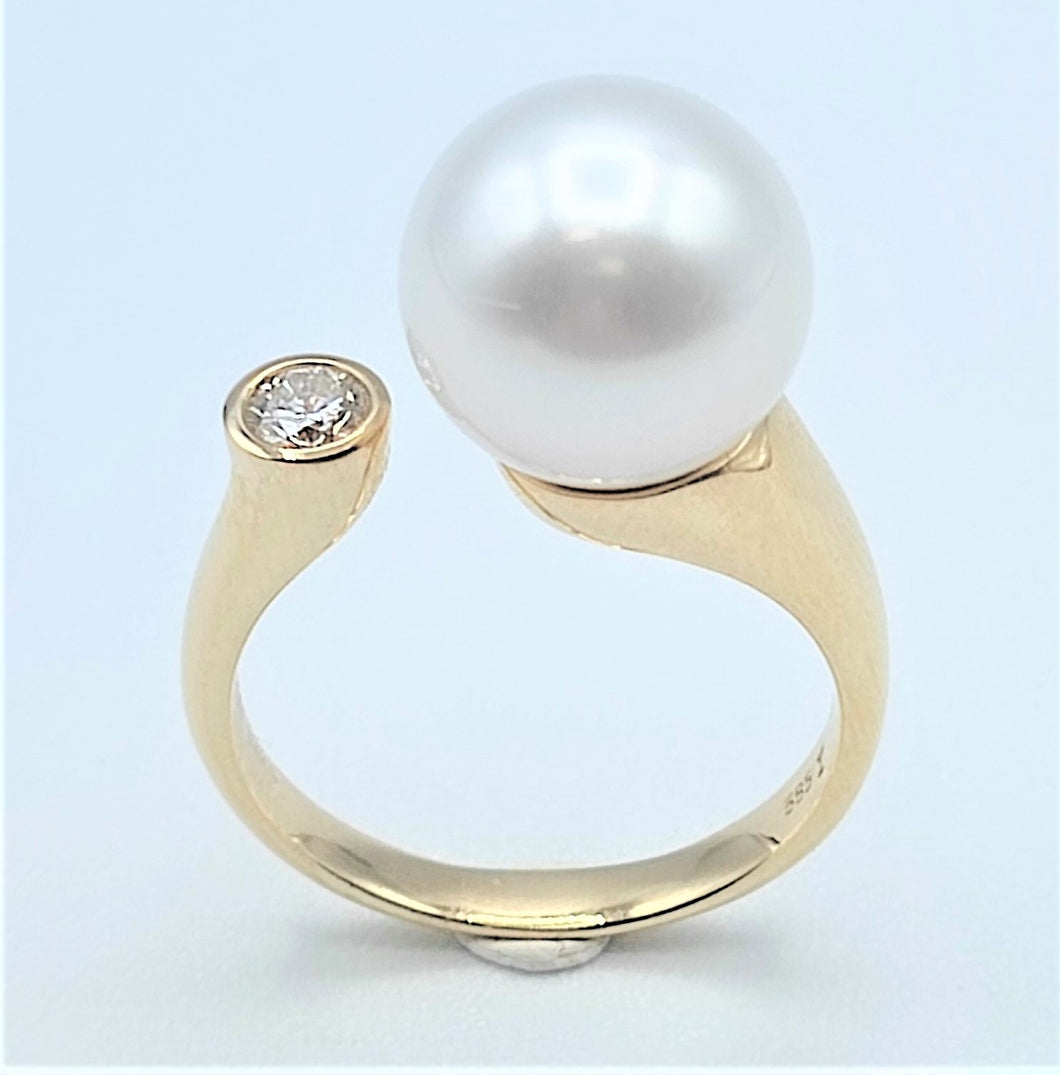 Ring 585/- mit Brillant und Perle